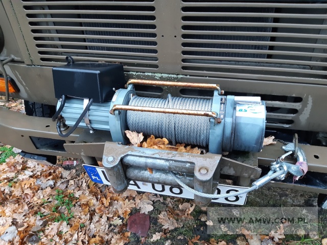 Samochód sanitarny 4-noszowy DAEWOO-HONKER (brak kluczyków, na wyposażeniu wciągarka oraz nosze) 